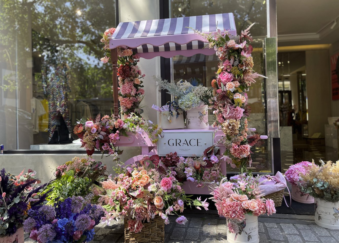 Superyacht Flower Suppliers AND HOTEL FLORAL COUTURE