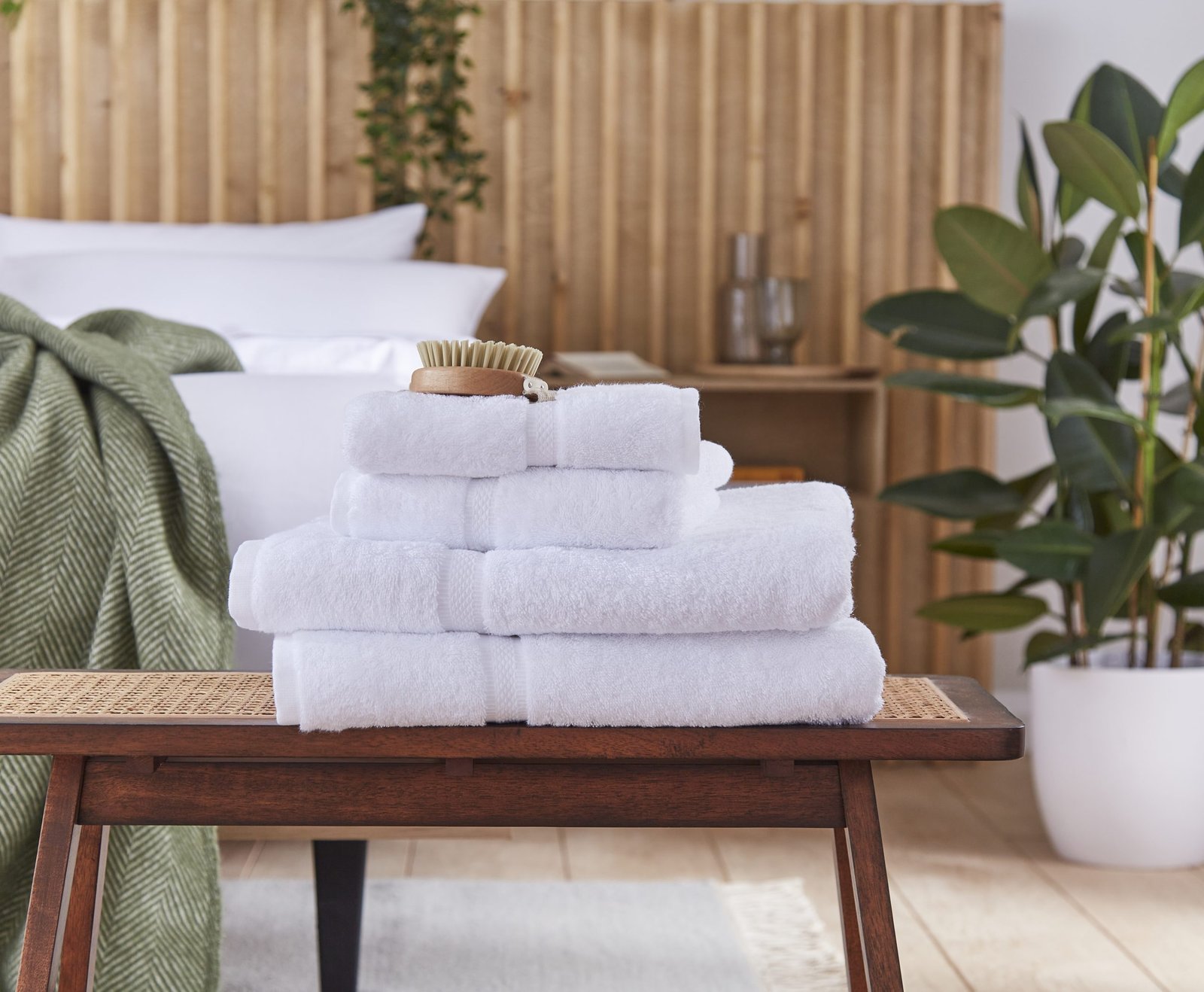 Vision Linens – Reporter Interview with Laurie Thomas, Managing Director