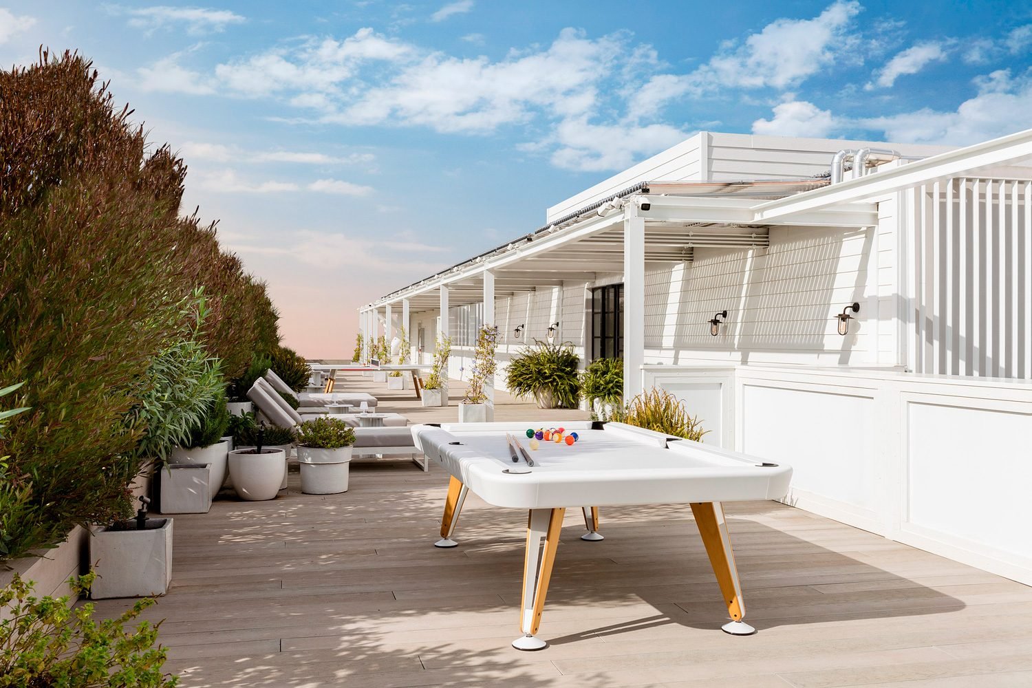 Luxury Superyacht Game Tables and Furniture for Indoors and Outdoors