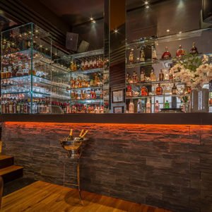 Framed and Frameless Glass