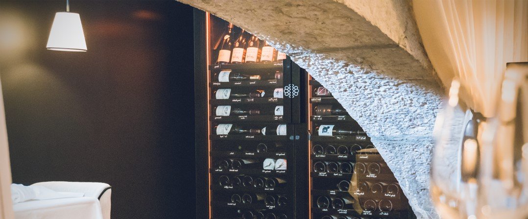 EuroCave- Elevate your guest experience: transform wine tasting with quality and design wine cabinets.