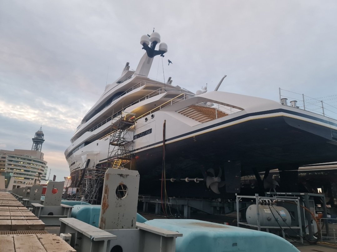 Interior and Exterior Superyacht Vinyl Wrapping